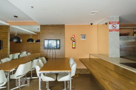 Apartamento à venda com 87m², 3 quartos e 1 vaga Apartamento à venda com 87m², 3 quartos e 1 vagaÁrea Comum