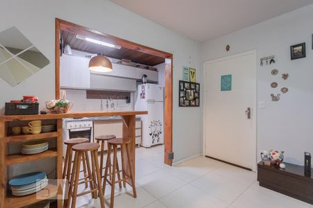 Sala de apartamento para alugar com 1 quarto, 56m² em São João, Porto Alegre