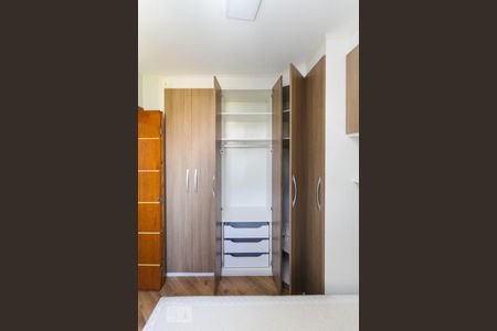 Apartamento à venda com 50m², 2 quartos e 1 vagaQuarto 02