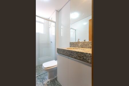 Apartamento para alugar com 100m², 2 quartos e 2 vagasBanheiro