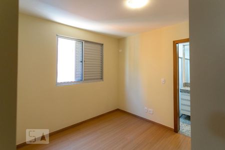 Apartamento para alugar com 100m², 2 quartos e 2 vagasQuarto 2 - Suíte