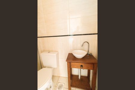 Apartamento à venda com 70m², 2 quartos e 1 vaga Apartamento à venda com 70m², 2 quartos e 1 vagaBanheiro