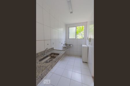 Apartamento à venda com 58m², 2 quartos e 1 vagaCozinha e Área de Serviço