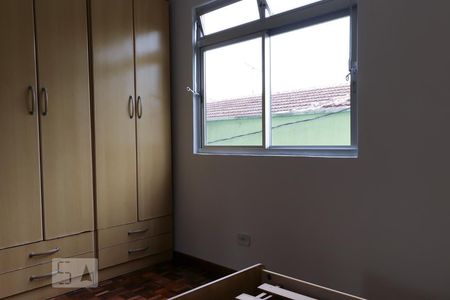 Quarto 1 de apartamento para alugar com 2 quartos, 44m² em Rebouças, Curitiba