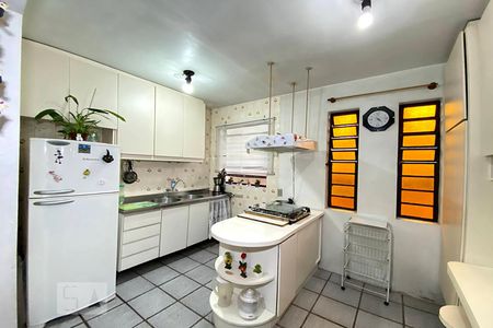 Casa à venda com 483m², 3 quartos e 8 vagas Casa à venda com 483m², 3 quartos e 8 vagasCozinha