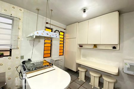 Casa à venda com 483m², 3 quartos e 8 vagas Casa à venda com 483m², 3 quartos e 8 vagasCozinha