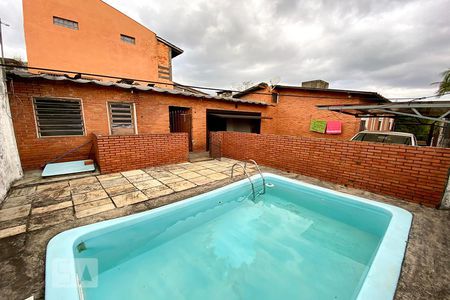 Casa à venda com 483m², 3 quartos e 8 vagas Casa à venda com 483m², 3 quartos e 8 vagasPiscina