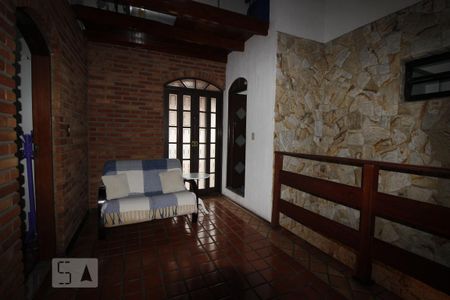 Casa à venda com 208m², 3 quartos e 4 vagasSala/Quarto