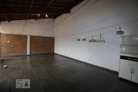 Casa à venda com 208m², 3 quartos e 4 vagasÁrea de Serviço