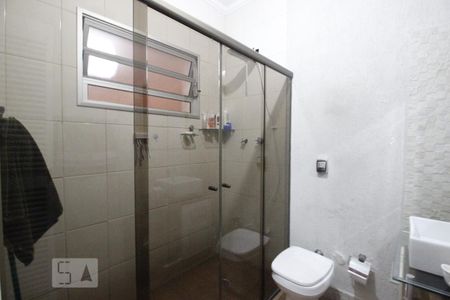 Casa à venda com 208m², 3 quartos e 4 vagasBanheiro 1