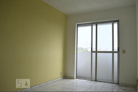 Sala de Apartamento com 2 quartos, 47m² Jardim Santa Teresinha