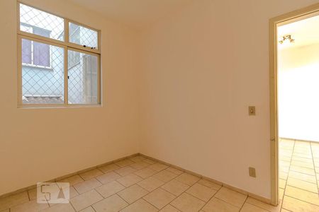 Quarto de apartamento à venda com 2 quartos, 56m² em Manacás, Belo Horizonte