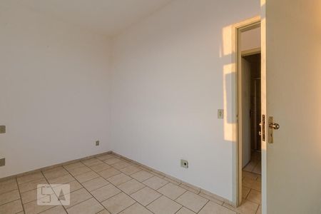 Quarto de apartamento à venda com 2 quartos, 56m² em Manacás, Belo Horizonte