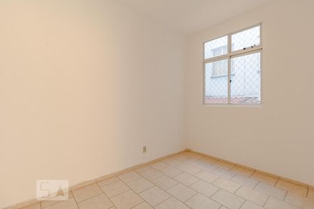 Quarto de apartamento à venda com 2 quartos, 56m² em Manacás, Belo Horizonte