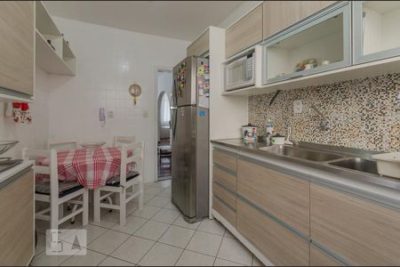 Apartamento para alugar com 144m², 3 quartos e 2 vagasCozinha