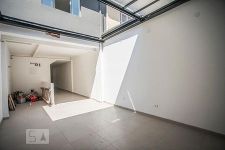 Casa à venda com 170m², 2 quartos e sem vagaQuintal