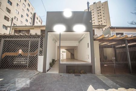 Casa à venda com 170m², 2 quartos e sem vagaFachada