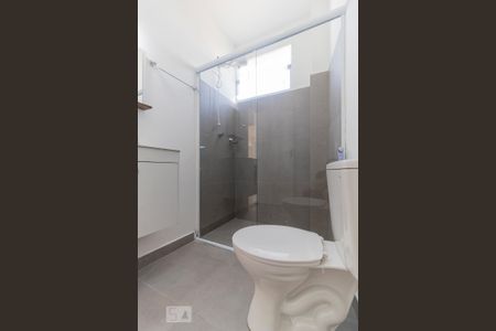 Apartamento para alugar com 56m², 1 quarto e sem vaga Apartamento para alugar com 56m², 1 quarto e sem vagaBanheiro da Suíte - Box de Vidro