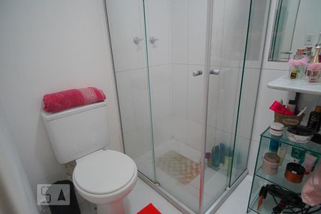 Banheiro de apartamento à venda com 2 quartos, 110m² em Coronel Aparicio Borges, Porto Alegre