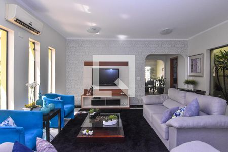 Sala de Estar de casa à venda com 3 quartos, 320m² em Vila Darli, São Paulo