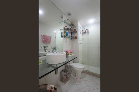 Apartamento para alugar com 64m², 2 quartos e 1 vaga Apartamento para alugar com 64m², 2 quartos e 1 vagaBanheiro