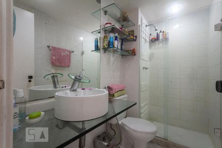 Apartamento para alugar com 64m², 2 quartos e 1 vaga Apartamento para alugar com 64m², 2 quartos e 1 vagaBanheiro
