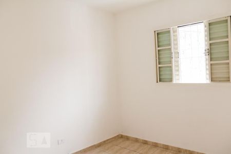 Quarto 2 de apartamento para alugar com 2 quartos, 55m² em Vila Marari, São Paulo