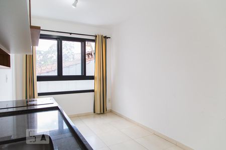 Sala / Cozinha de apartamento para alugar com 1 quarto, 26m² em Mirandópolis, São Paulo