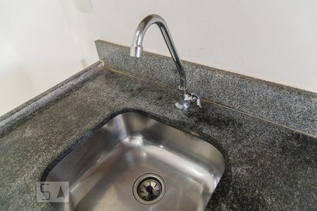 Sala / Cozinha - Torneira de apartamento para alugar com 1 quarto, 26m² em Mirandópolis, São Paulo