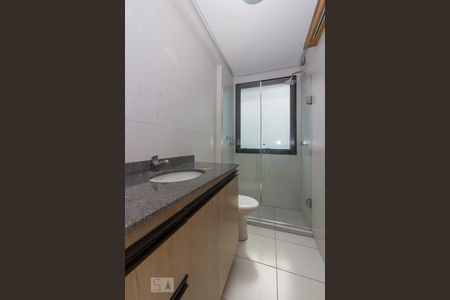 Apartamento à venda com 73m², 2 quartos e 2 vagasBanheiro da Suíte