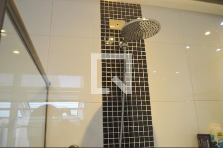 Casa à venda com 280m², 3 quartos e 4 vagasBanheiro Suíte 3