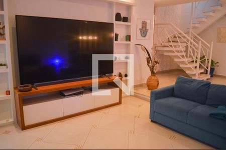 Sala de casa à venda com 3 quartos, 280m² em Cidade Mãe do Céu, São Paulo