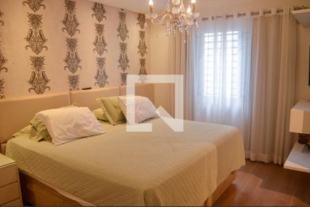 Casa à venda com 280m², 3 quartos e 4 vagasSuíte 3