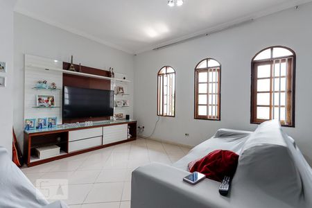 Sala de casa à venda com 4 quartos, 240m² em Vila Medeiros, São Paulo