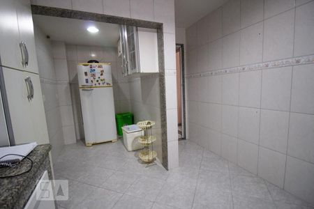 Casa à venda com 200m², 4 quartos e 1 vagaCozinha