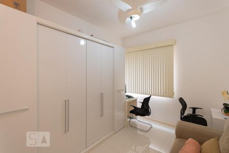 Apartamento à venda com 123m², 3 quartos e 2 vagasQuarto 2