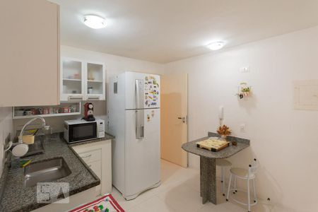 Apartamento à venda com 123m², 3 quartos e 2 vagasCozinha e Área de Serviço