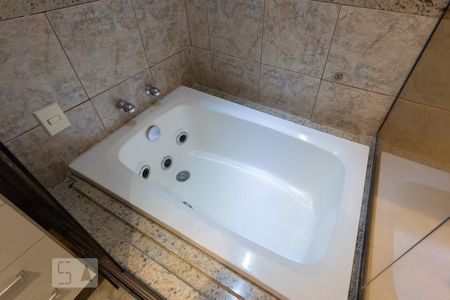 Apartamento à venda com 123m², 3 quartos e 2 vagasBanheiro Suíte
