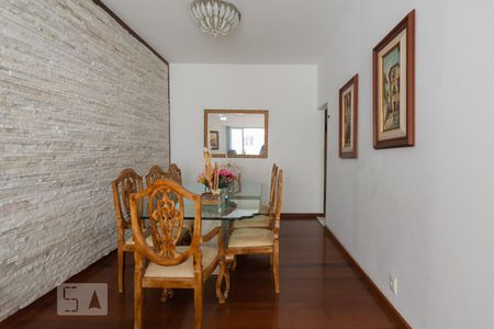 Apartamento à venda com 123m², 3 quartos e 2 vagasSala