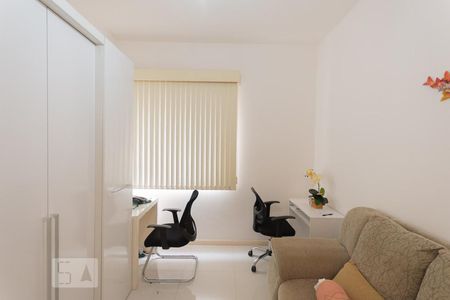 Apartamento à venda com 123m², 3 quartos e 2 vagasQuarto 2