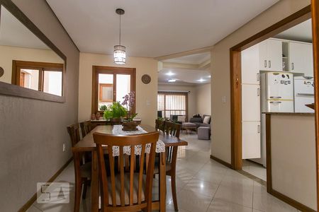 Casa à venda com 198m², 3 quartos e 2 vagasSala de Jantar