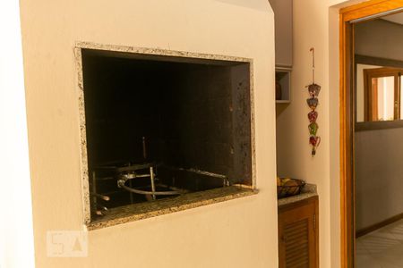 Casa à venda com 198m², 3 quartos e 2 vagasÁrea de lazer - churrasqueira 