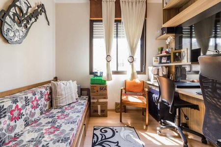 Dormitório3 de apartamento à venda com 3 quartos, 98m² em Santana, Porto Alegre