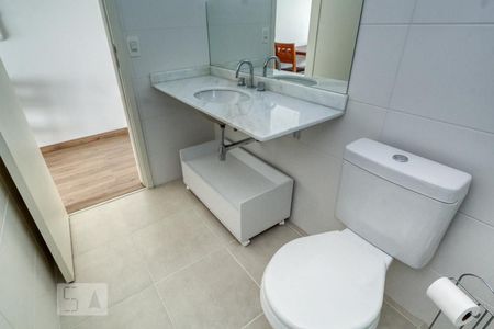 Studio para alugar com 38m², 1 quarto e sem vaga Studio para alugar com 38m², 1 quarto e sem vagaBanheiro