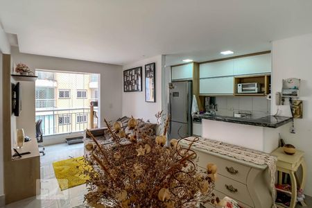 Sala de apartamento para alugar com 2 quartos, 50m² em Gopouva, Guarulhos