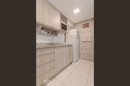 Apartamento para alugar com 62m², 2 quartos e 1 vagaCozinha