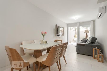 Sala de apartamento para alugar com 2 quartos, 62m² em Petrópolis, Porto Alegre