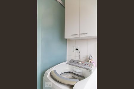 Apartamento à venda com 63m², 2 quartos e 2 vagasÁrea de serviço