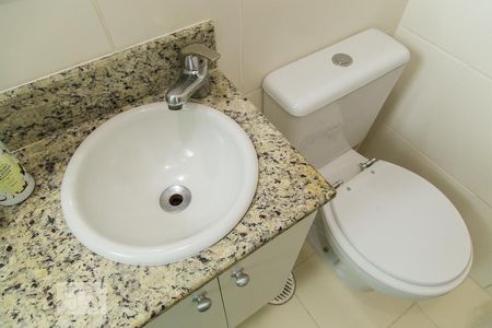 Apartamento à venda com 63m², 2 quartos e 2 vagasBanheiro da suíte - Detalhe