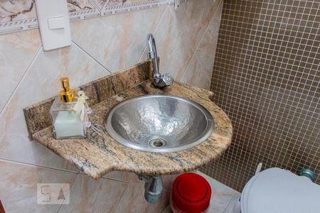 Pia de casa à venda com 2 quartos, 240m² em Vila Pires, Santo André